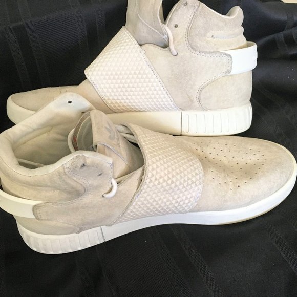 adidas Other - Men adidas tubular invader off white size 9